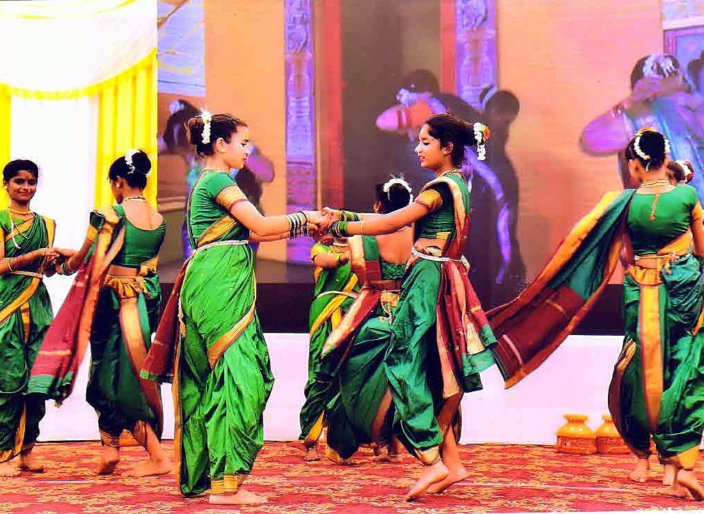 Cultural Programme – Group Dance